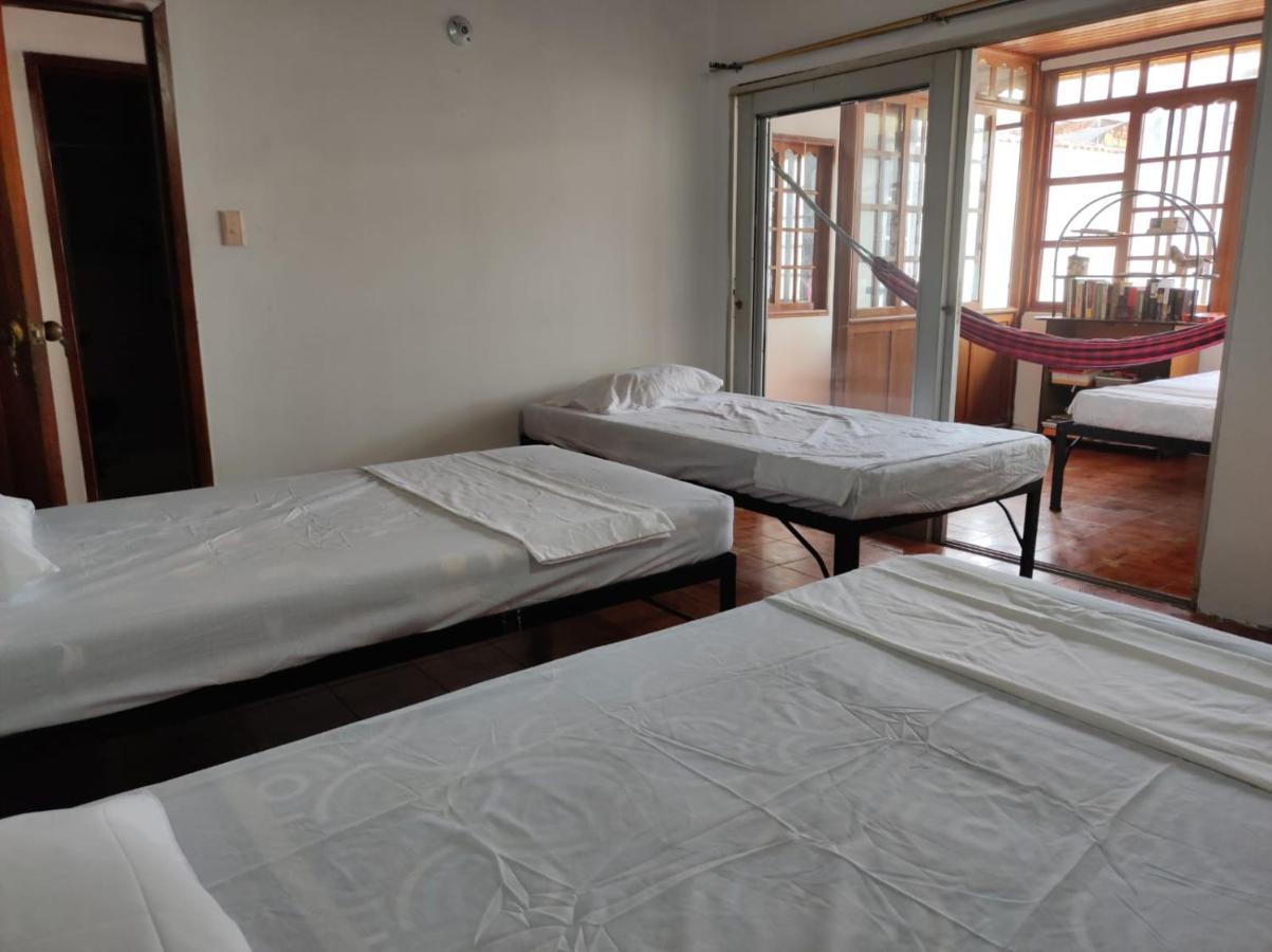 Leticias Guest House מראה חיצוני תמונה