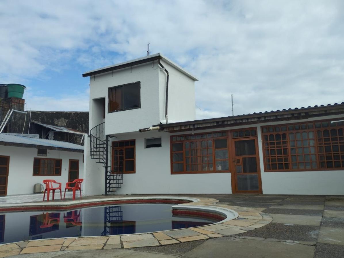 Leticias Guest House מראה חיצוני תמונה