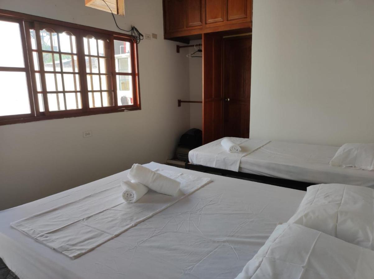 Leticias Guest House מראה חיצוני תמונה